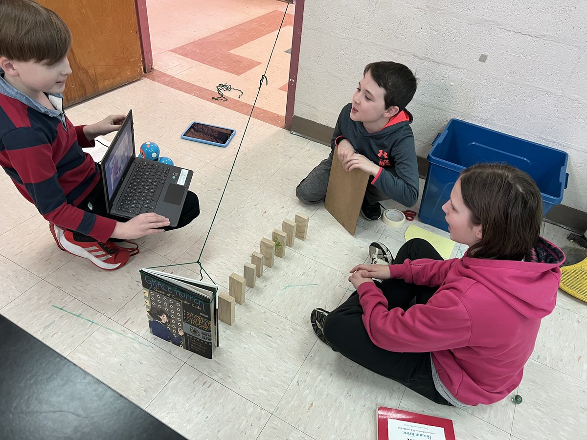MrsCodyer's tweet photo. Fourth Grade Innovators at Swallow Union are designing and testing out their Rube Goldberg machines! #gsrsd #gdrsdchat #stem #tech https://t.co/VXqms2Selm