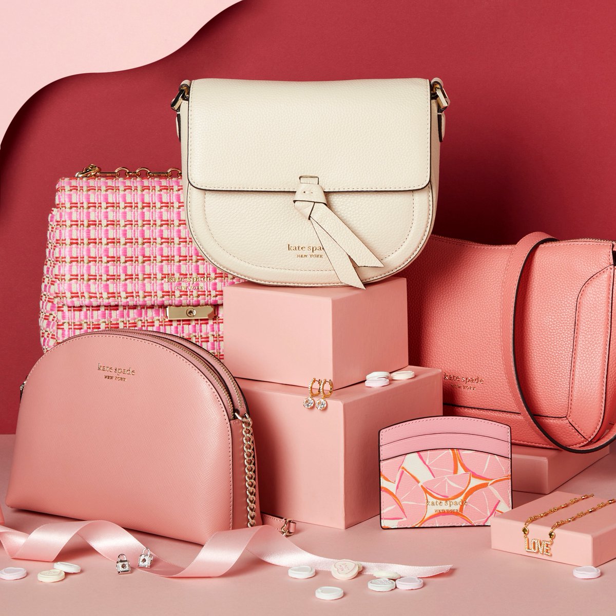 It's love at first sight with Kate Spade's wide range of wonderful gift ideas. With considered and timeless gifts to cherish, explore sparkling jewellery, standout handbags and luxury small leather goods that will be perfect for your Valentine: bit.ly/3HIA7zF