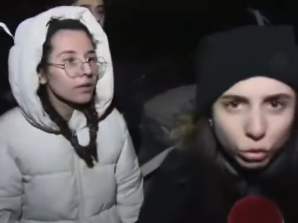 sen ve senin gibileri unutursak yazıklar olsun. bir ömür boyu bu akşam yaptıklarını unutmayacaksın, unutturmayacağız Tuğba Södekoğlu