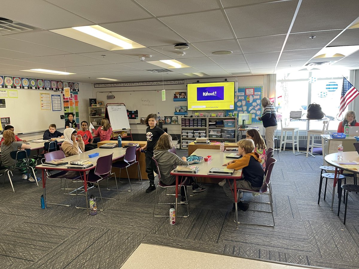 Hillcrest_Comm's tweet photo. We had our middle school counselors visit today. Fifth graders got some valuable information to take with them next year. #BloomingtonProud https://t.co/g5stzYb64K