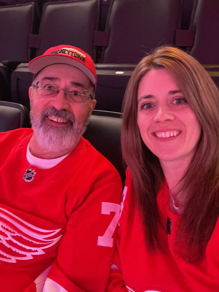 MeaganLeonard's tweet photo. Hockey time!!!
#LGRW  #hockeytown #Detroit https://t.co/DuMZYBCfEd