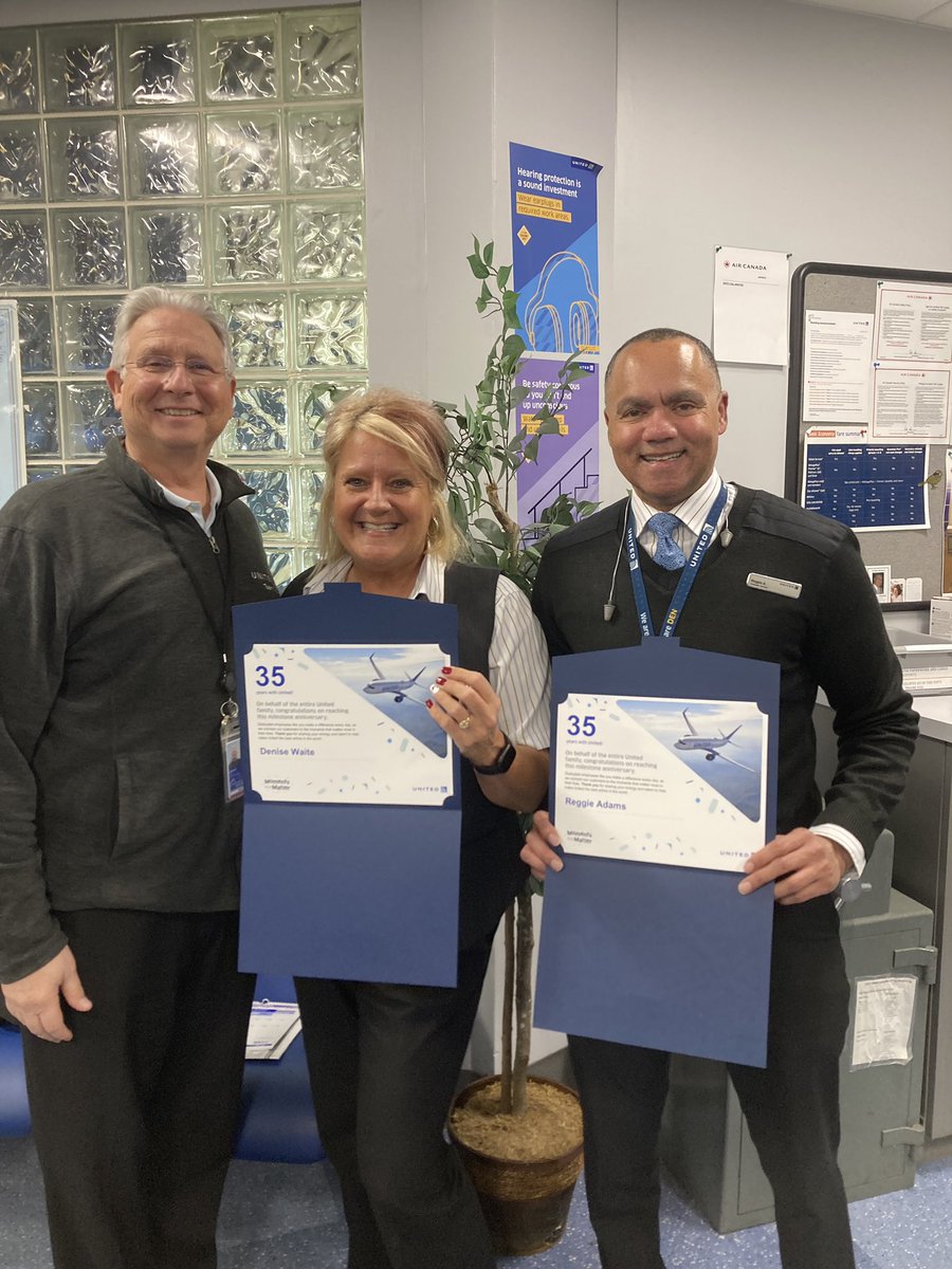 Congratulations to CLE very own Denise Waite and Reggie Adams both celebrated 35 years with United! True professionals not only in CLE but supporting the system. Well done👍