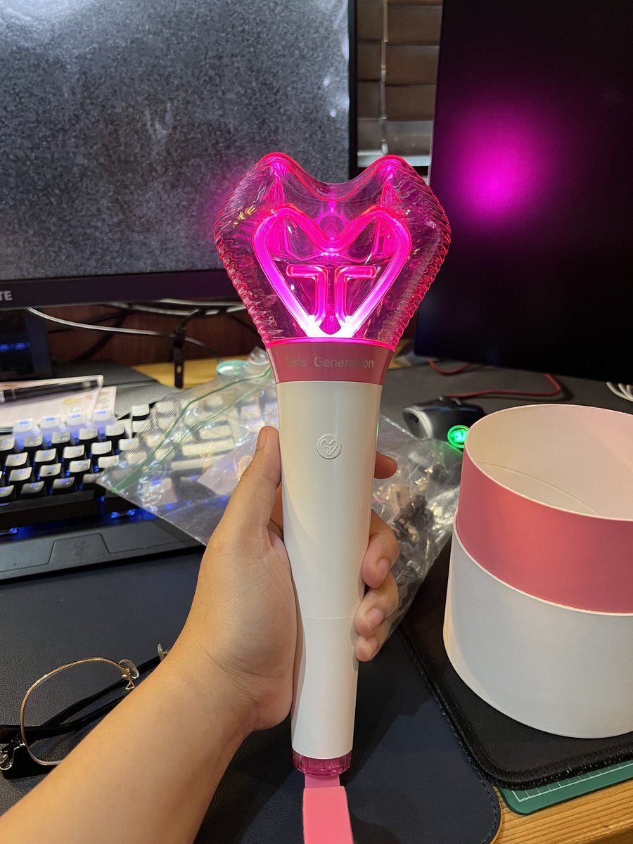พิแผง FOREVER1 ข้างๆพะจันเส้ว 🌙🦦 on Twitter: "ยังอยู่ดี ยังไฟติด ...