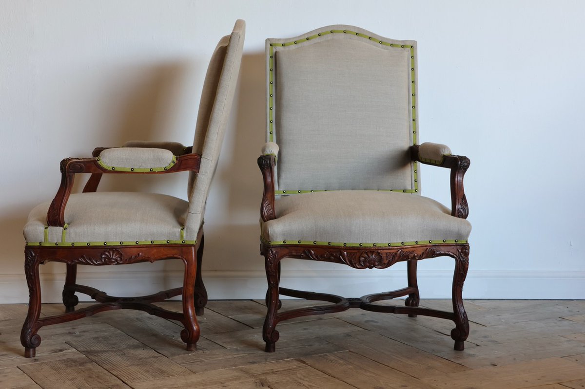 BrownriggUK's tweet image. Good Pair of Late 19th Century French Upholstered Armchairs in Walnut

bit.ly/3YOSU3h

#armchairs #frenchchairs #antiquechairs #upholsteredchairs #antique #furniture