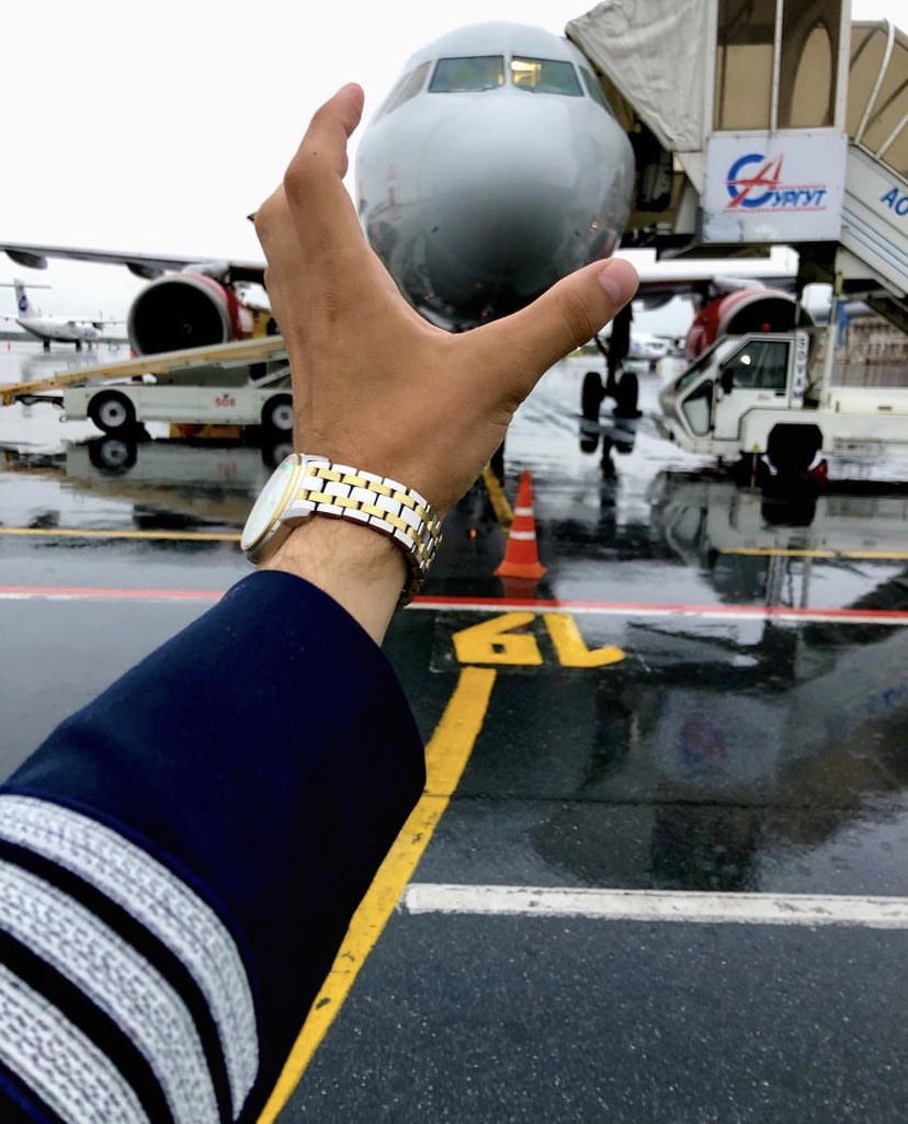 Touching the beautiful 😍 #Aircraft