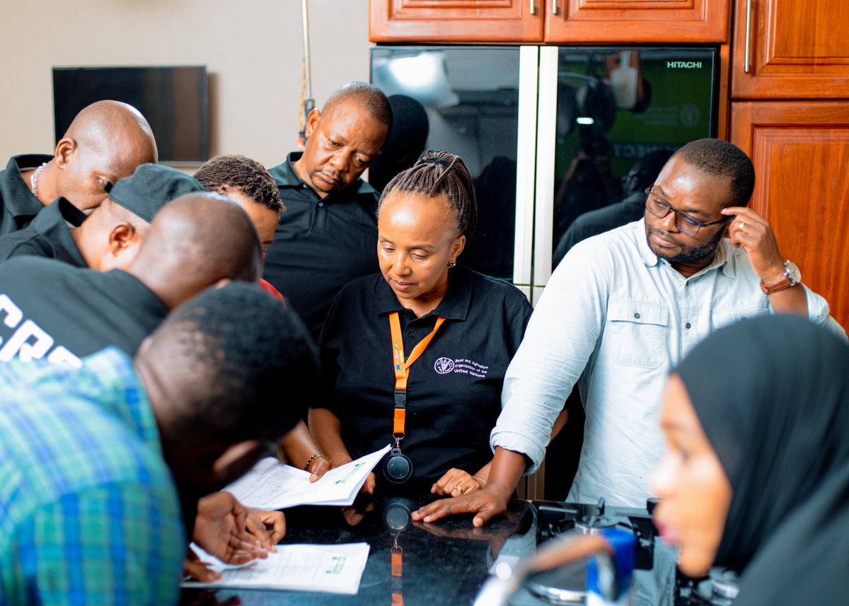 FAOTanzania's tweet photo. 🎬Yesterday the camera crew had a great time filming the first episode of the #AGRICONNECT🇪🇺🇹🇿 nutrition TV cooking show with Hon Riziki J. Pembe, Minister for Community Development, Gender, Elderly &amp; Children Zanzibar. 
Next up is presenter &amp; producer Geah Habibu from 
@Cloudsfm https://t.co/ymXp1BYdCc