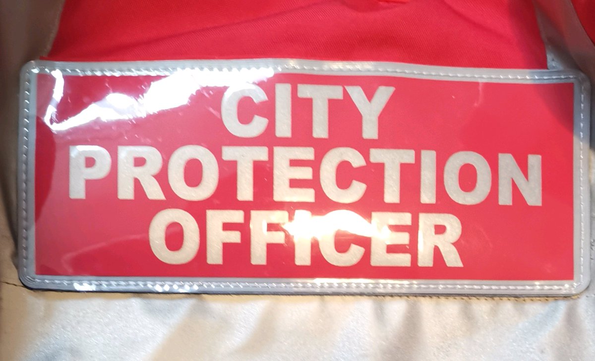 GLOSBIDCPO's tweet photo. Good Morning #Gloucester @GLOSBIDCPO teams will be out and about the city and will be #VisableInTheCommunity

As well as being #HereToHelp

#WorkingWithPartnerAgencies
#OneTeam

@GlosCitySafe
@GloucesterBID
@GloucesterCity
@Glos_OPCC
@EliteSecGroup
@P3GlosOutreach
@CGLglouces https://t.co/g8hEEF0ZdZ