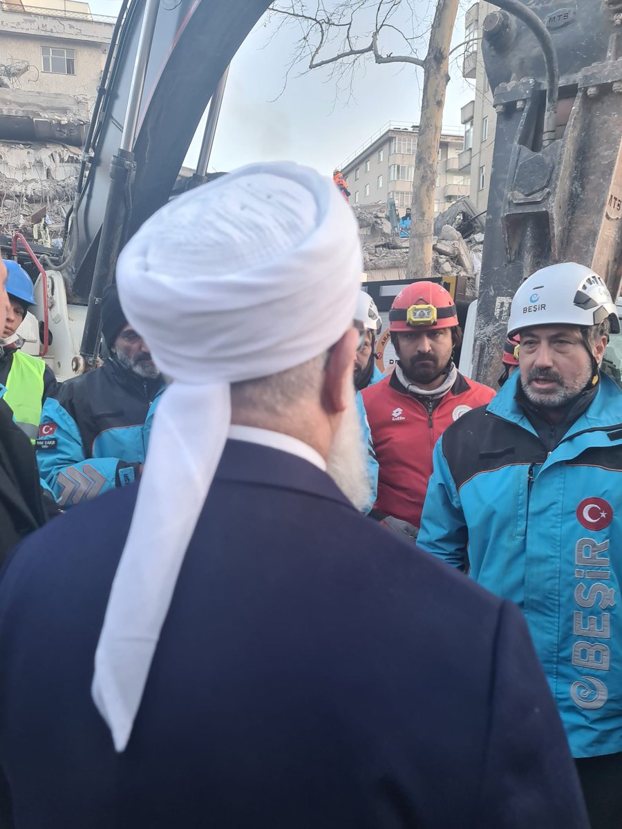 Rabbım gani gani rahmet etsin mekanı cennet olsun ailesine başsağlığı diliyorum. Rabbım den sabrı cemil niyaz ediyorum