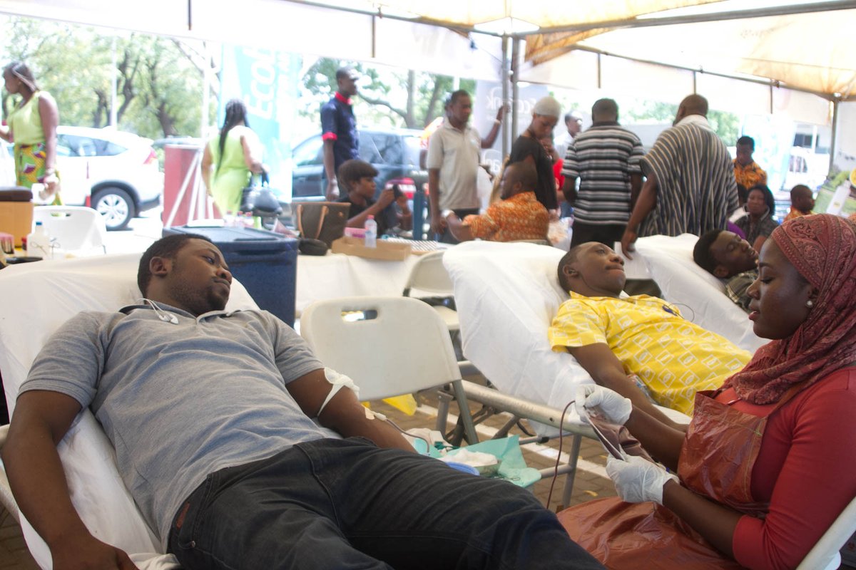 news_ghana's tweet photo. Blood donors lauded for sacrifice https://t.co/MHnpIZyG8d #Health #BloodDonors #lauded #MTN #Sacrifices https://t.co/cjH4ozRdgS