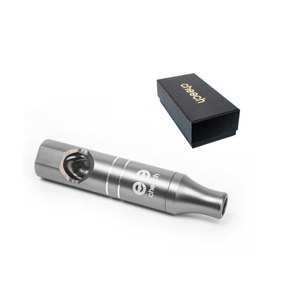 smokrules's tweet photo. 4.25" Cheech Glass Metal Encased Glass Hand Pipe

- Aluminum body
- Borosilicate Glass
- Durable Design
- Compact &amp; Discreet
- One Hitter
- Easy to clean

#smoking #smoke #waterpipe #tobacco #pipe #glass #glasspipe #smokingpipe #metalpipe #vaporizer #vape #vaping #nicotine https://t.co/iEvhVvt2WV