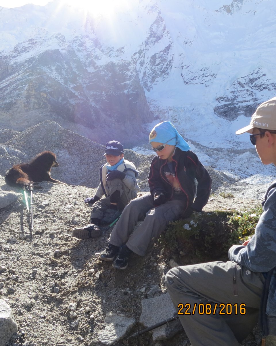 dptreks1's tweet photo. Are you willingness and explore to the Gokyo Chola Pass Trek region? 
For More &amp; Bookings:https://t.co/SiYcyUYLeD
#dreampathtrekking #trekkinglovers #trekkinginnepal #GokyoValleyTrek #gokyovalley #gokyovalley #langtang #langtangregion #panorama2023 #amazinglandscapes https://t.co/Qk8E3GZfNY