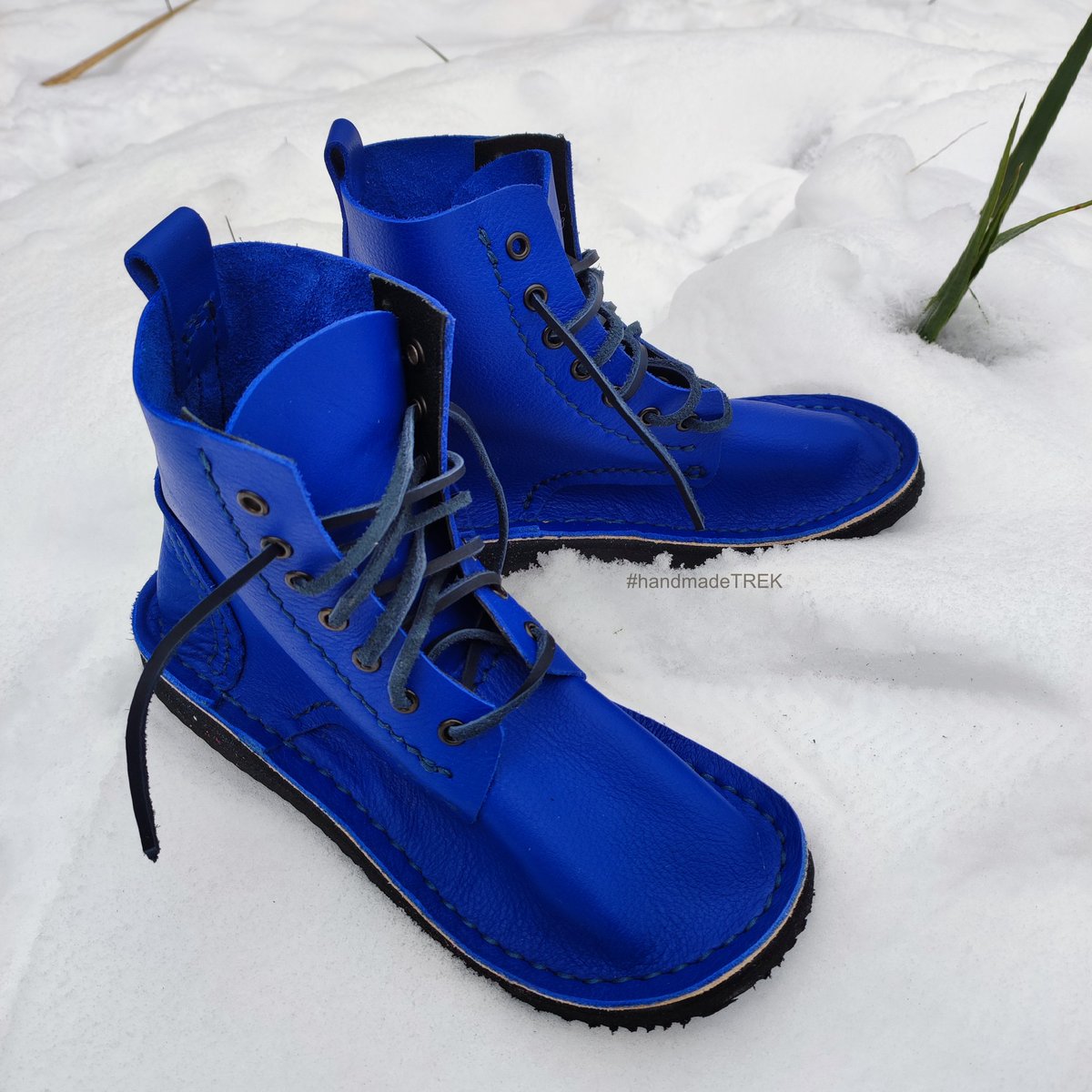 TrekLeather's tweet image. etsy.me/3WNulDc

Time limited dark blue leather TREK shoes
#Basic7 model. Come and have one!
Visit our #etsystore #trekleather