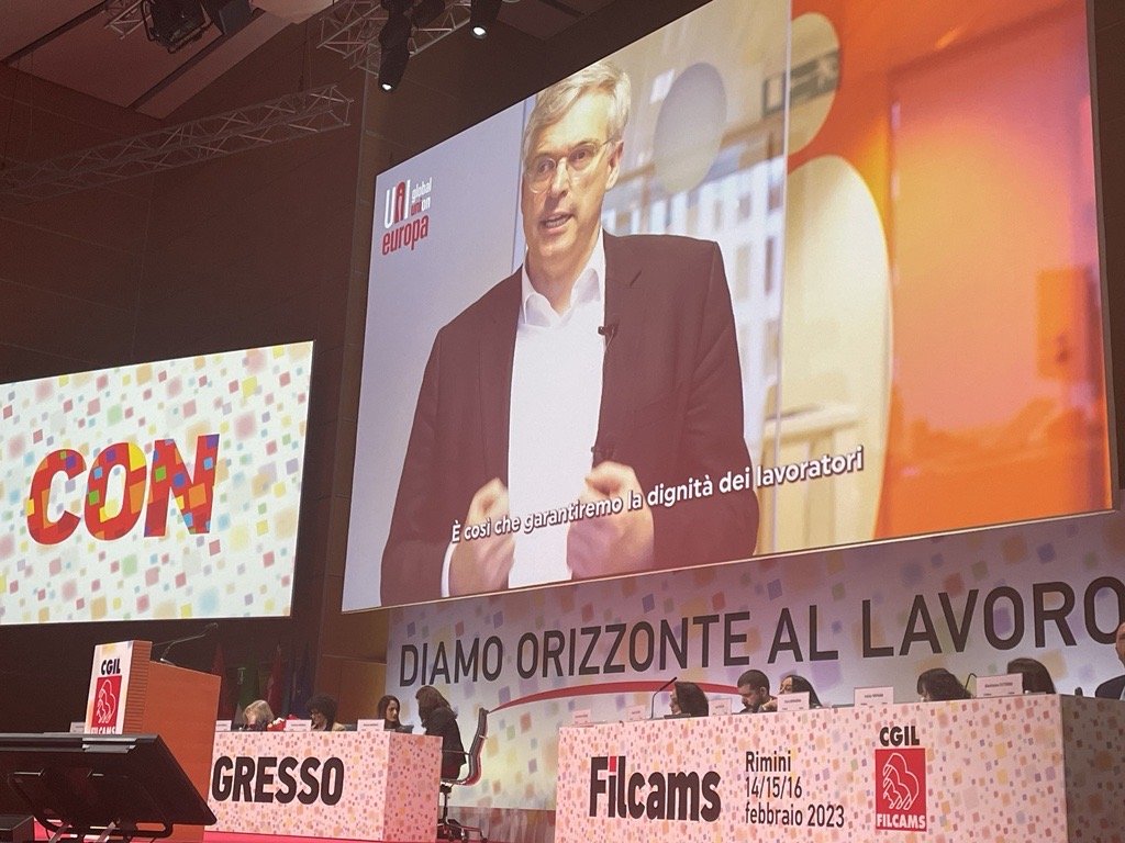 UNI_Europa's tweet photo. "It is an honour to address you gathered in Rimini.

Your commitment to international trade unionism is what makes our movement a truly global force,"
@ORoethig addressed #ConFilcams.

#UnityIsStrength 🌍✊🏻✊🏽✊🏿 https://t.co/OLXMYA4arH