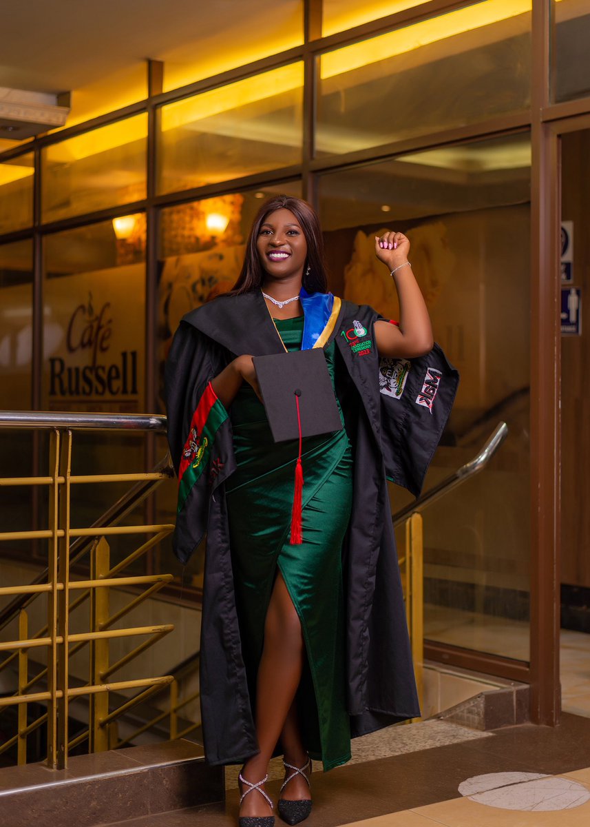 Rhitah12's tweet photo. God did 🙏🏽 Congratulations to me 😘😘🥰 https://t.co/ZQE8nnRJCb