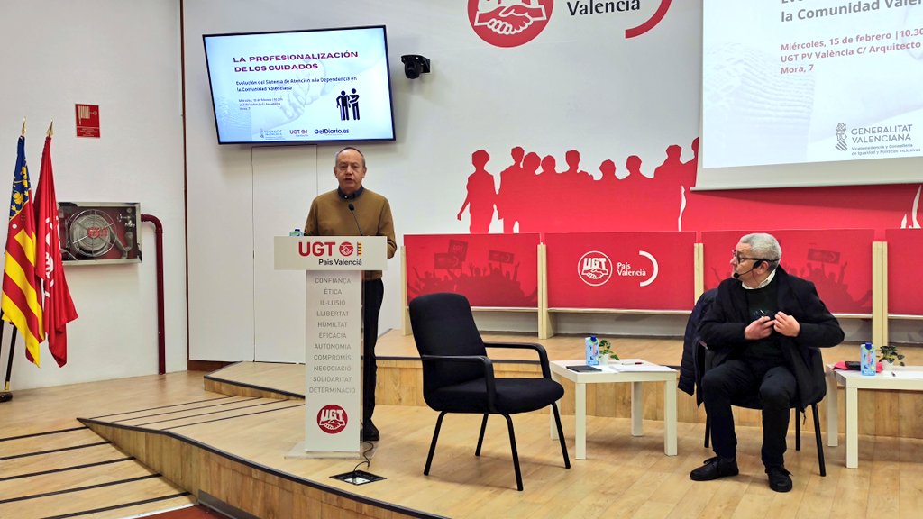 UGTPV's tweet photo. Arranca la jornada sobre cóm ha evolucionat la llei de la dependència a la CV amb la benvinguda d'@ismasava
i la intervenció de la vicepresidenta @AitanaMas:
🗣️ "S'han de visibilitzar tasques essencials que permeten la cura de les persones i que són desenvolupades per les dones." https://t.co/ZkFwtsAfHs