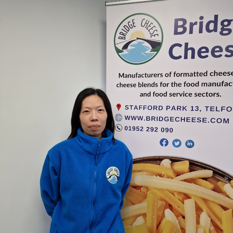 bridge_cheese's tweet image. Please can you all give a warm welcome to Mary, our new business administrator.  👋
Mary has experience in the manufacturing sector from her previous role in Hong Kong and is looking forward to building relationships with Bridge Cheese clients.

#cheese #clientrelationship #ukmfg