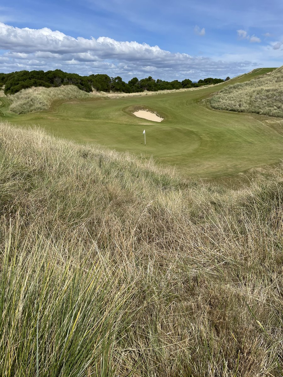WorldGolfer's tweet photo. The #BougleRun at @Barnbougle in #Tasmania is the worldโs best short course!! FIGHT ME if you donโt agree. Having 2 short par 4s among 14 thrilling holes by #BillCoore is the differentiator. https://t.co/0gH6tzuT5I