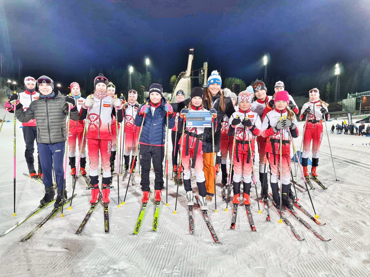 A n t t i H a g q v i s t (@ironcoachingfi) on Twitter photo Hiihtokuplalle tiedoksi. <a href="/finskakompaniet/">Finska Kompaniet</a> hiihtohaasteessa, armottoman raaston lisäksi kerättiin 3000€ potti LHS hiihtojunnuille rahaa. Hienot karkelot ja hyvä meininki. <a href="/VisitLahti/">VisitLahti</a> <a href="/LahdenKaupunki/">Lahden kaupunki / City of Lahti</a> #homeofsports #urheilunkoti Hiihtokuplalle tiedoksi. <a href="/finskakompaniet/">Finska Kompaniet</a> hiihtohaasteessa, armottoman raaston lisäksi kerättiin 3000€ potti LHS hiihtojunnuille rahaa. Hienot karkelot ja hyvä meininki. <a href="/VisitLahti/">VisitLahti</a> <a href="/LahdenKaupunki/">Lahden kaupunki / City of Lahti</a> #homeofsports #urheilunkoti