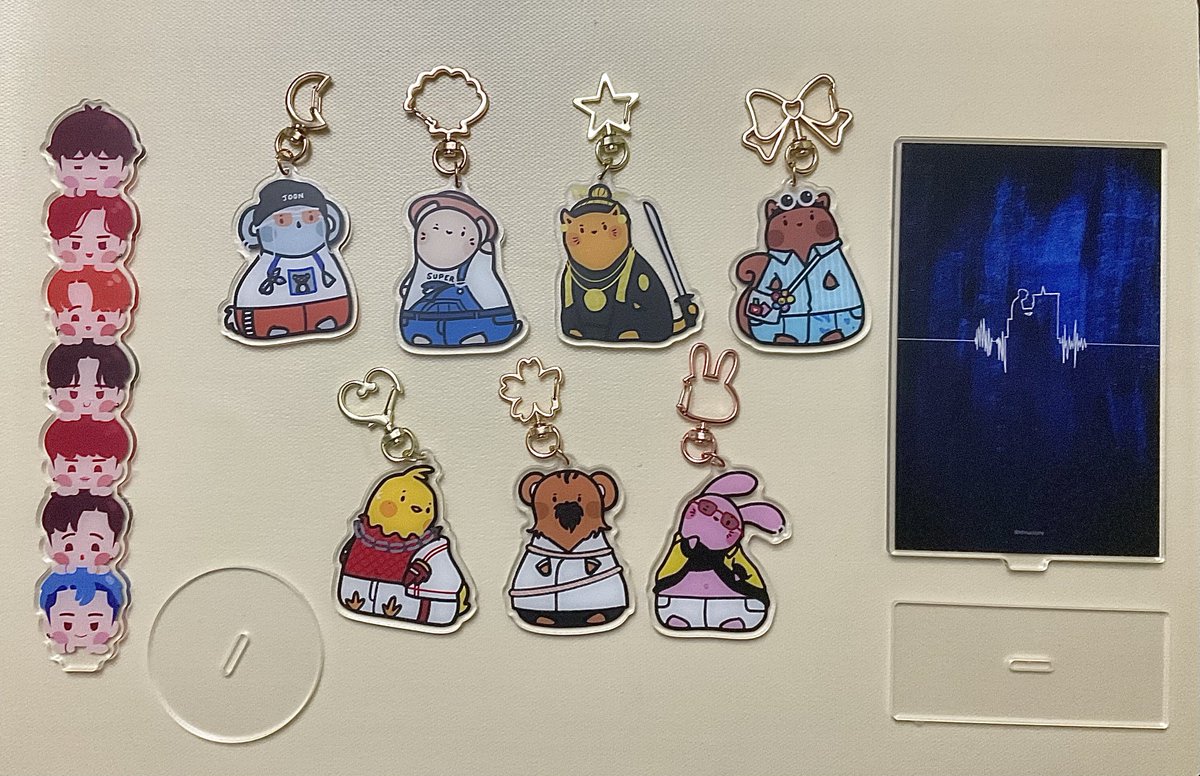 MinaIsLate's tweet photo. The Animal Bangtan keychains are all complete now 😭 I’m also restocking the In the Seom standee and adding a new one with my First Love design 💙 (Limited stock only, I don’t think I’ll make more) https://t.co/88kxHLYtH3