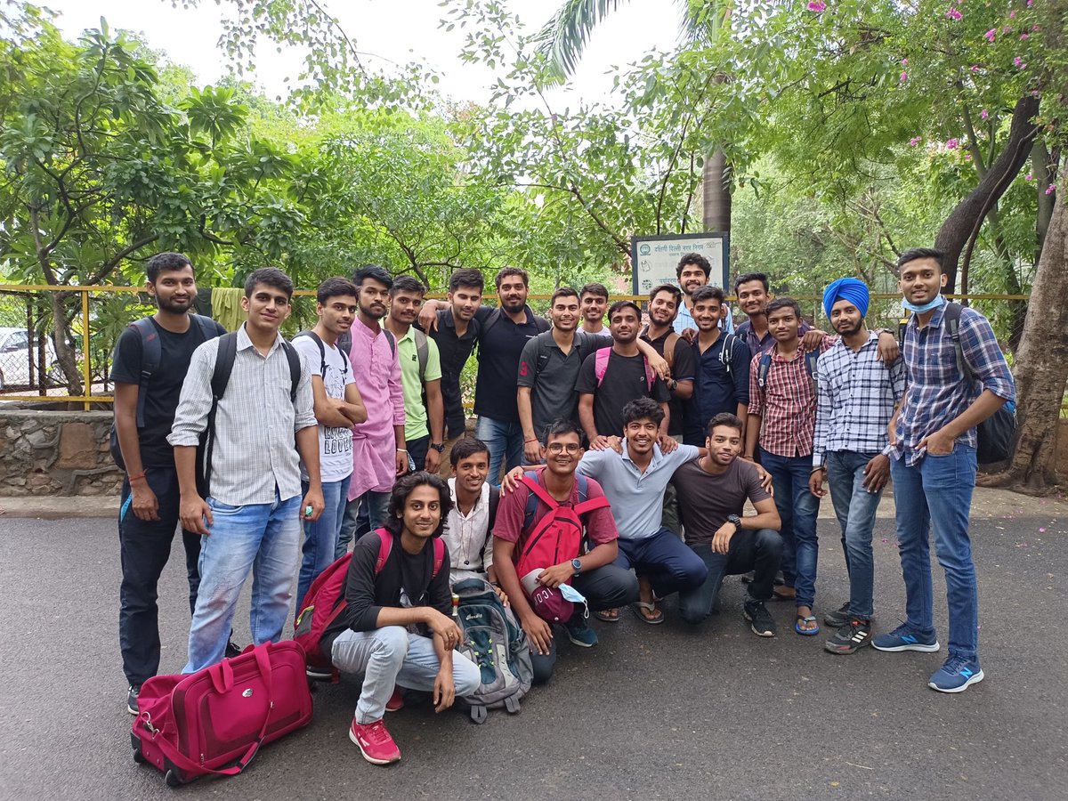 #JusticeForDefenceStudents इस सरकार ने तू युवा की नहीं सुनी अब एक कोर्ट उम्मीद है ॥ #armyexam #AirforceJoiningDo #SSCGD2018_Joining_Do #haryanapolicejoiningpending और काफ़ी Exam रुके होय है कोई इन युवा का दर्द नहीं देख रहा Election के time सभी आये गे फिर देखते है