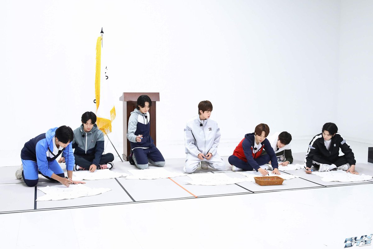Run BTS! 2023 Special Episode - Mini Field Day part 1 Behind Cuts