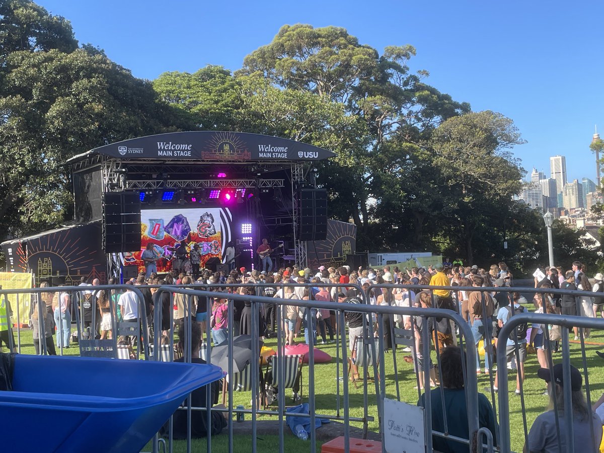 monsoon0's tweet image. So great to hear #KingStingray on campus ⁦@Sydney_Uni⁩ #Oweek