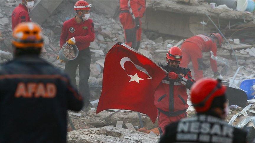 Geçmiş olsun Türkiyem Deprem de vefat edenlere rahmet yaralılara acil şifalar diliyorum.