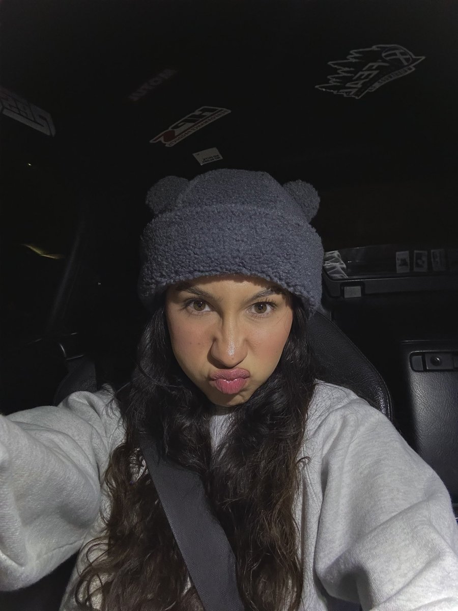 belllagonzz's tweet photo. 🧸 https://t.co/1nOERBe9eT