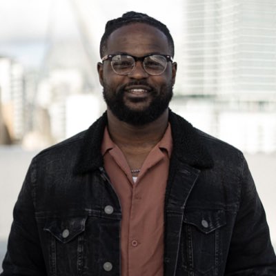 conroysmith_'s tweet photo. #NewProfilePic https://t.co/Q26qgVrhb8