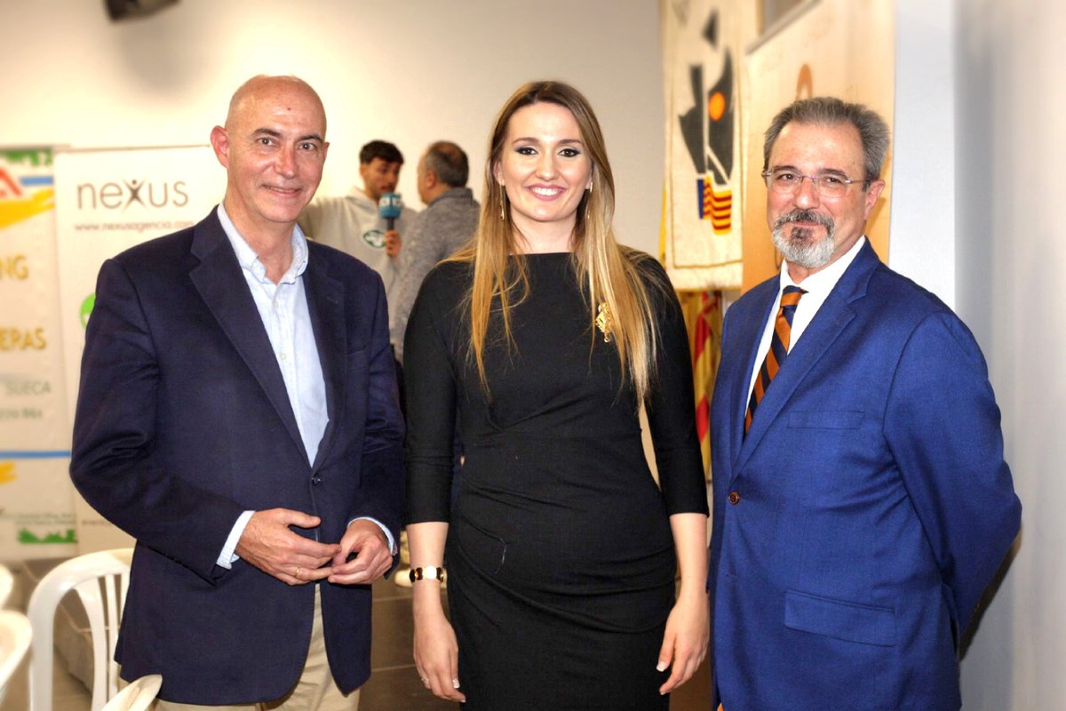 JosGOSALBEZ1's tweet image. Junto con nuestros candidatos @FloresJuberias y @JuanmaBadenas en el tradicional  𝙎𝙤𝙥𝙖𝙧 𝙙𝙚 #𝙁𝙖𝙡𝙡𝙚𝙨2023 de @FallaLantiga con la presencia del artista fallero #CarlosCarsí.

Cuenta atrás para unas Fallas que se prevén de lo más intensas.😉