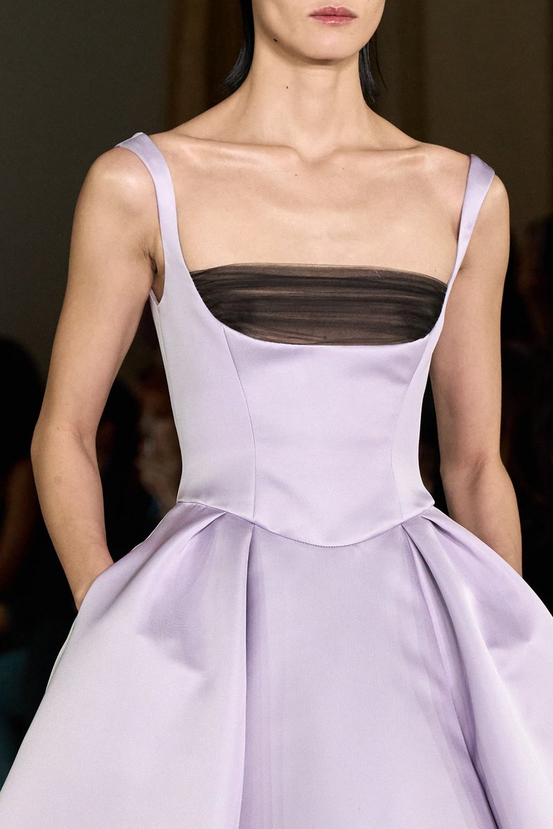 CAROLINA HERRERA Fall/Winter RTW 2023