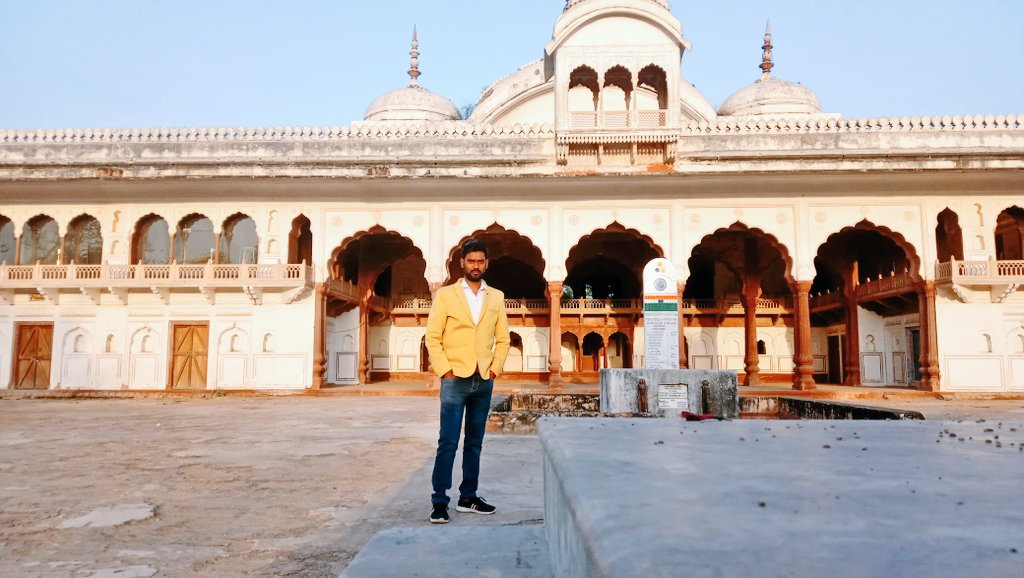 Thansingh_Saini's tweet photo. न हारेंगे हम हौसला इस बात की तसल्ली रखिये...!
जो यूँ ही मिट जाना होता तो कब के मिट गए होते।।
#WhiteFort
#Weir #Bharatpur https://t.co/ktLAtVHrdr