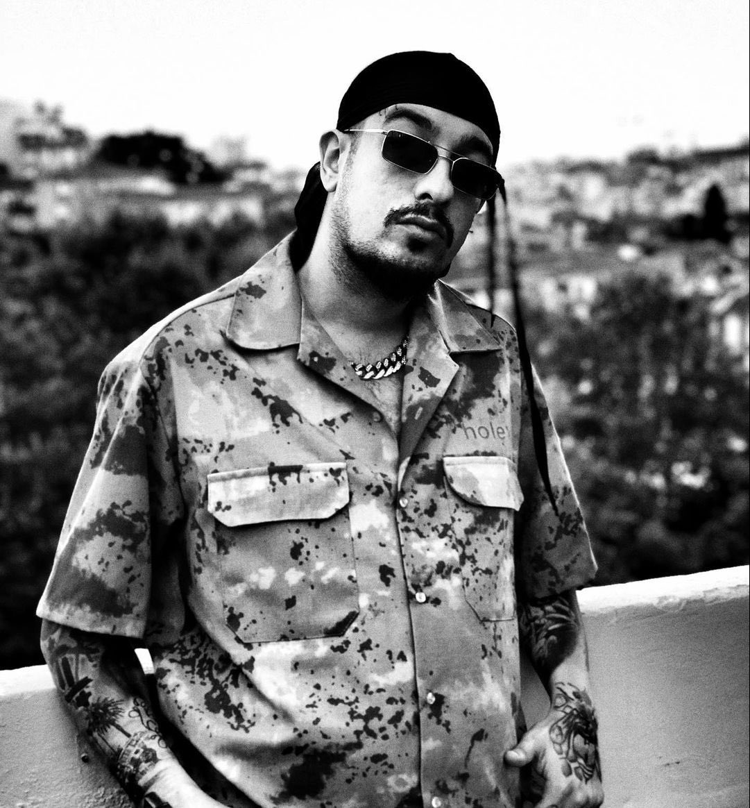 Maestroyu kaybettik. Çok üzgünüm…

Ailesine ve sevenlerine başsağlığı diliyorum :( 

1989 - 2023 💔