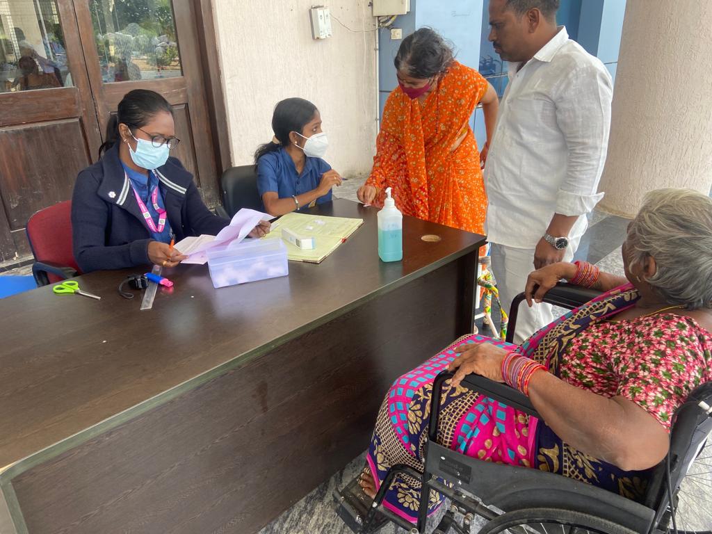 Ayushman Bharat Digital Mission, AIIMS Bibinagar had installed E-Shushruth (Module-1) from C-DAC, Noida for the past few months which have improvised Patient’s Registration, OP Billing, Lab Information System, Que-Management in OPD, OP Doctor’s Desk &amp; made these highly systemized