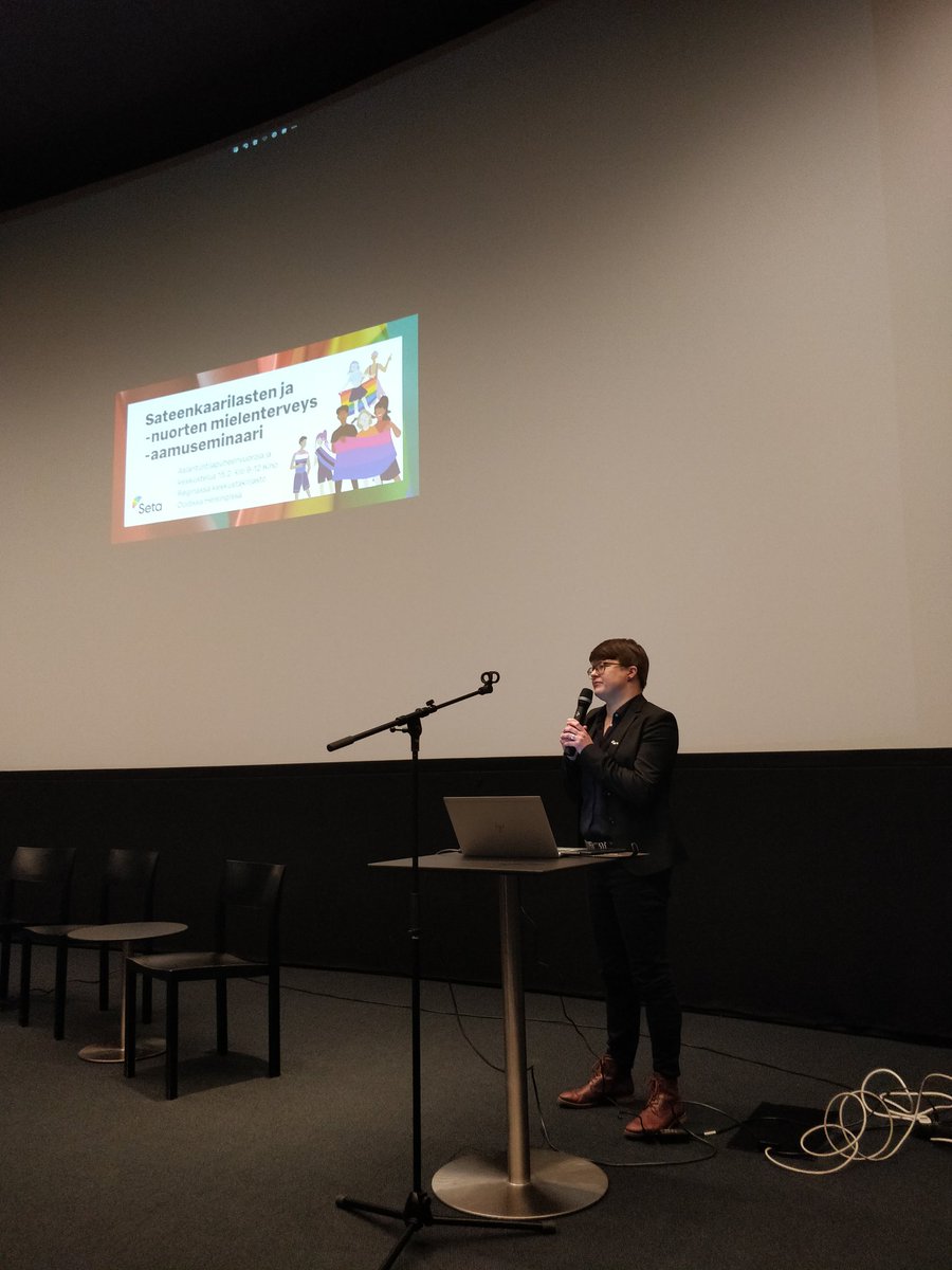 Tänään aiheena sateenkaarilasten ja -nuorten mielenterveyden edistäminen. <a href="/tarjamo/">Kerttu Tarjamo</a>: on vaatinut vuosikymmenten työn ja useiden hiljaisuuksien ja näkymättömyyksien rikkomista, että ylipäätään voidaan puhua tästä aiheesta. #sateenkaarilapset #sateenkaarilapset #mielenterveys