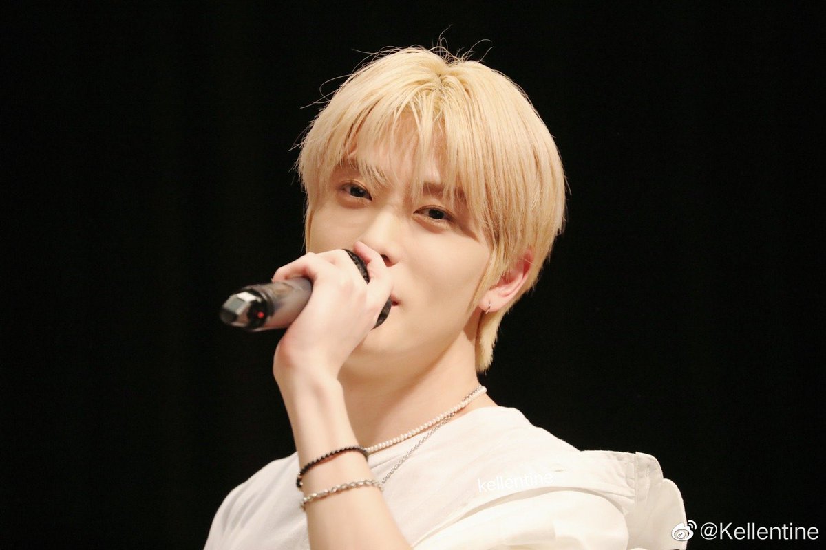 valentinesboy97's tweet photo. 230205 사운드 웨이브 대면 팬싸 #JAEHYUN #재현 #NCT127 
출처: https://t.co/qFqZXIExZK https://t.co/jU9hVDu3hf