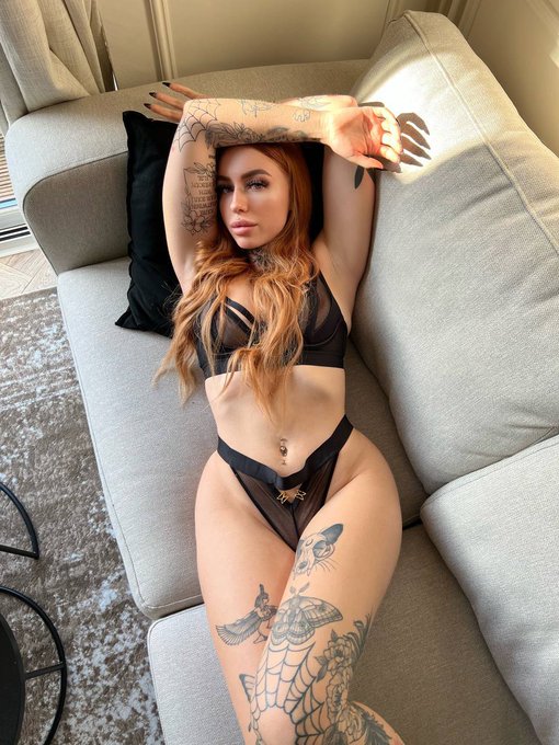 Today you will realize I AM your favorite 😻 https://t.co/RZshXJKZxt<a href="/tag/newprofilepic"class="tags"><span>#newprofilepic</span></a>
