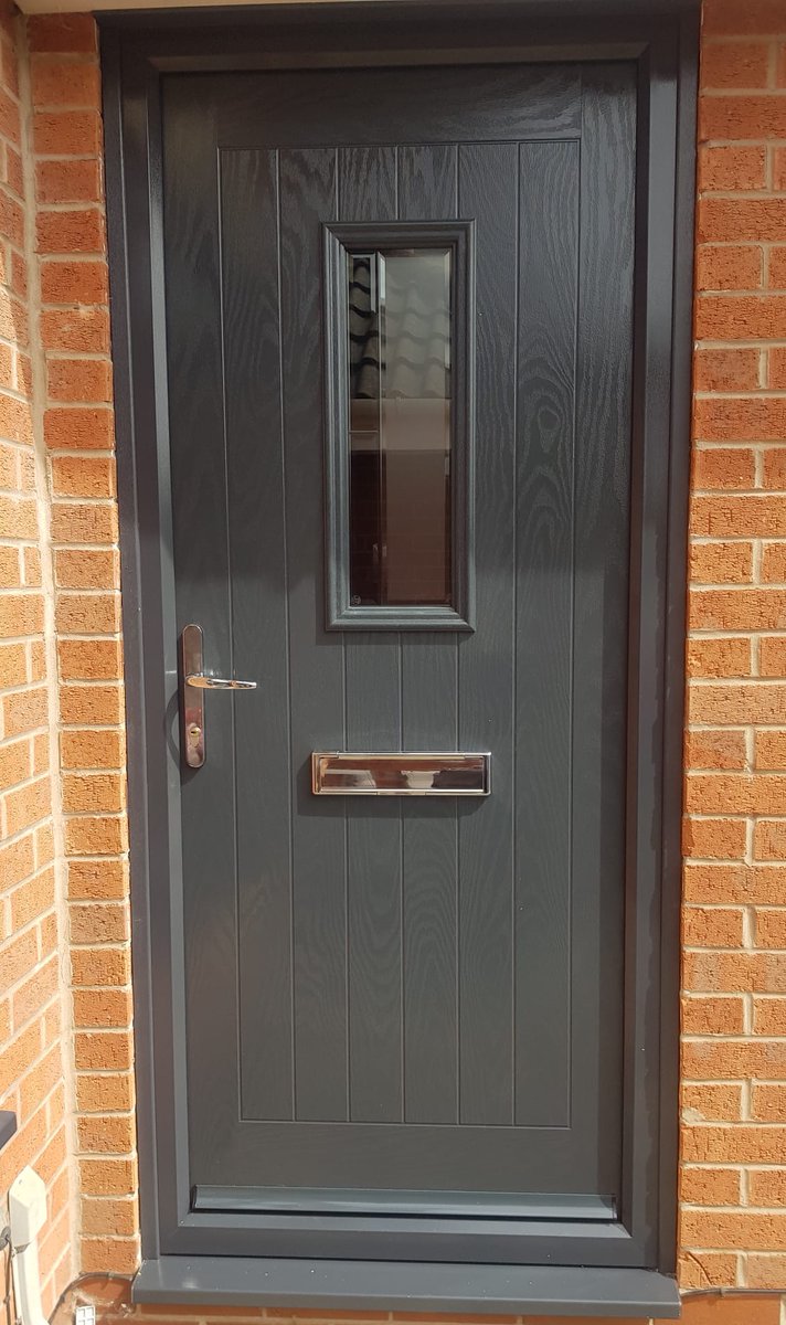 MDG_Mansfield's tweet photo. A selection of our recent composite door installations. Various door styles, glass designs and colours to suit everyones home. https://t.co/PzRjFRzK2n