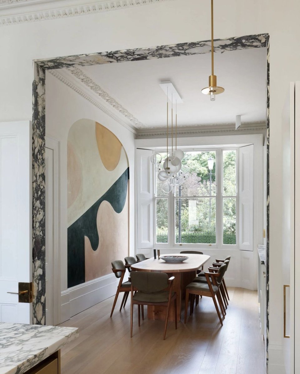 WestWindows's tweet photo. We love this dining room featured on @ArchDigest
#joinery #ironmongery #custombuilt #customjoinery #frontdoors #doors #wardrobes #sashwindows #periodfeatures #periodrestoration #londonwindows #windowslondon https://t.co/IlKFLXVbXl