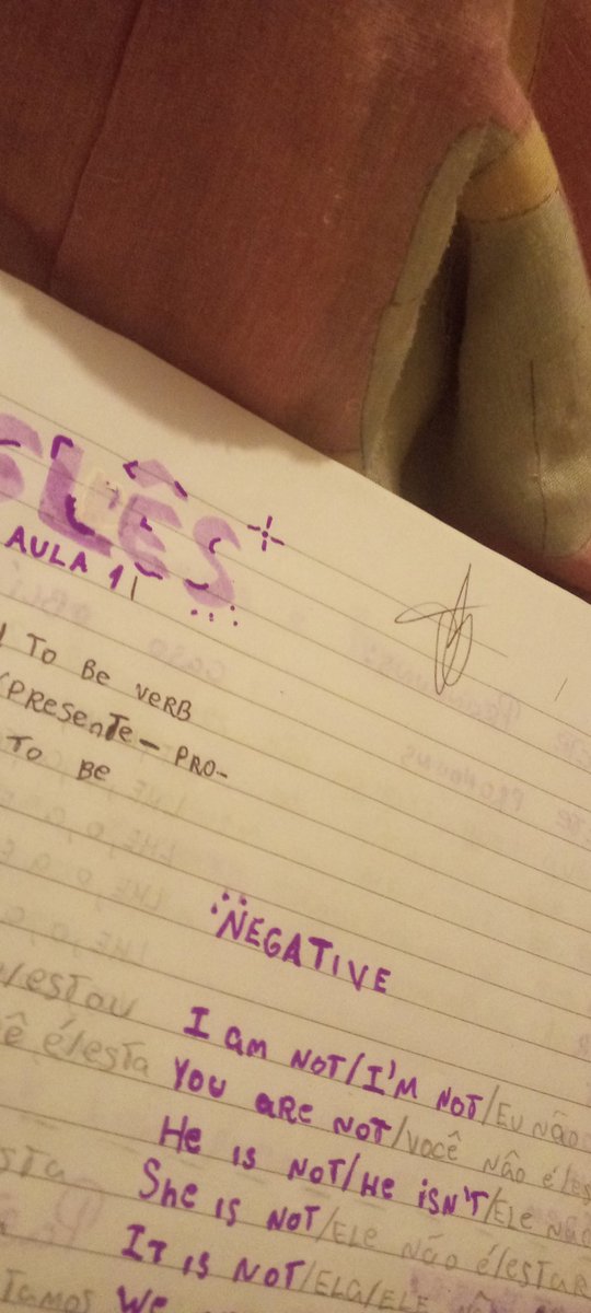 studywhitlu's tweet image. Isso é de ontem, não postei pq durante o dia tava ocupada e de noite eu tava dormindo (fui dormir antes das 10)
Eu simplesmente adorei minha prof de historia.. Ela é super legal
Se hoje tiver mais dever de casa eu posto aqui
(Por sinal ta meio feio, ne?)