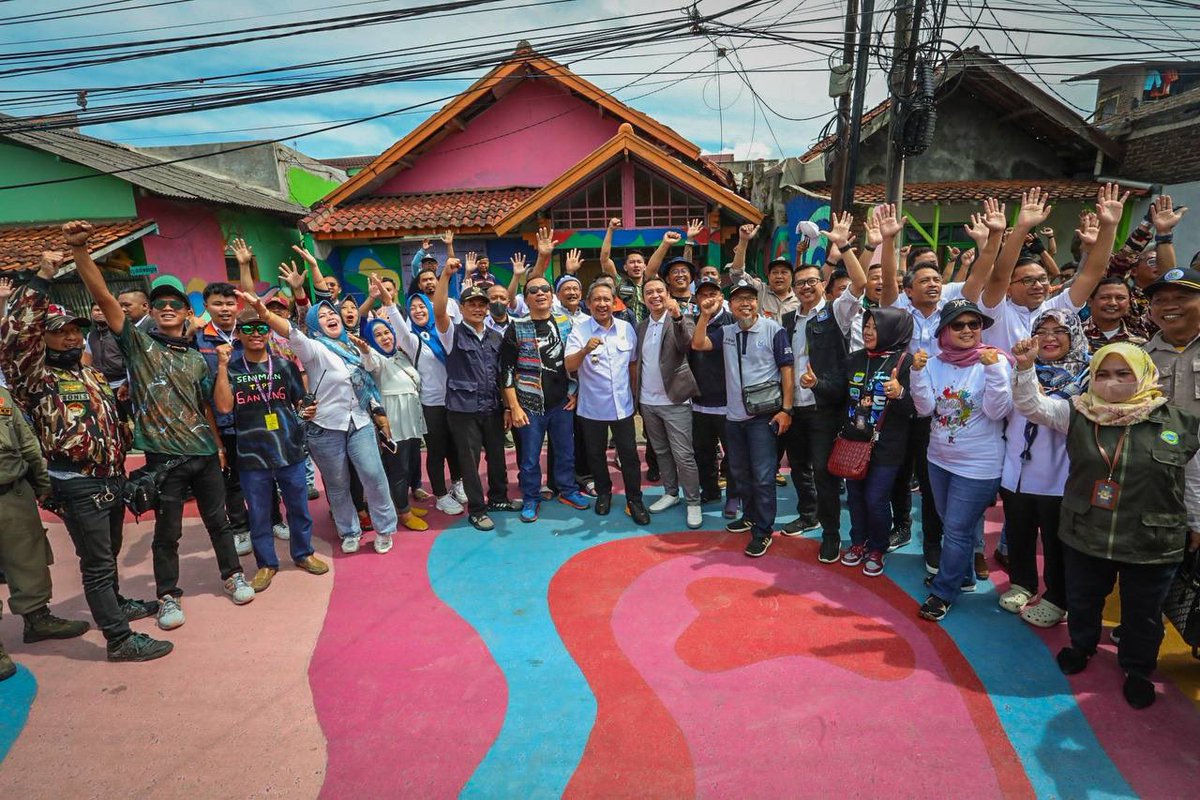 halo_bandung's tweet photo. Sebelumnya, kawasan ini kerap dilanda banjir yang berdampak pada kegiatan masyarakat.
#RumahPompaCingised #Rupom #MinimalisirBanjir #BangkitBersamaUntukBandungJuara https://t.co/7EN9CWNrsR