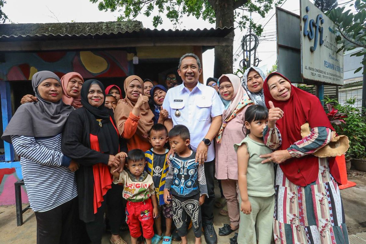 halo_bandung's tweet photo. Sebelumnya, kawasan ini kerap dilanda banjir yang berdampak pada kegiatan masyarakat.
#RumahPompaCingised #Rupom #MinimalisirBanjir #BangkitBersamaUntukBandungJuara https://t.co/7EN9CWNrsR