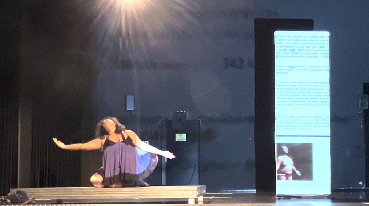 livingsmile's tweet photo. #IntroducingLivingSmileVidya #SmileyTalks #IntroLSV #ActressSmiley #Smiley #Sheperforms #Performerin #schauspielerin #Südpol #tankstelle #tankstellebühne #tankstellebühne2023 #LivingSmileVidya #queerlifematter #translivesmatter #dalitlivesmatter #theatrelife #actorlife https://t.co/ThetUkBv8s