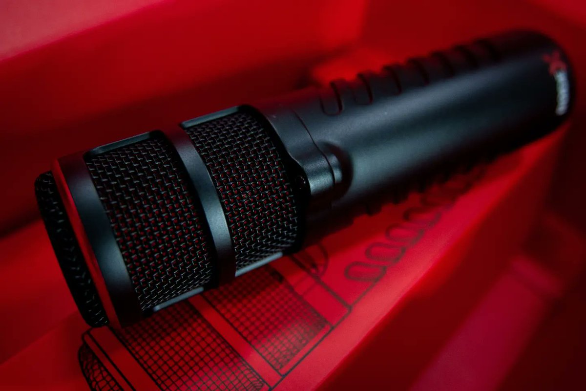 domino_jack's tweet photo. Picked up a new @rodemics XDM100 look at the RED AND BLACK. its soooo pretty. 😍 https://t.co/vK8sMnis6j