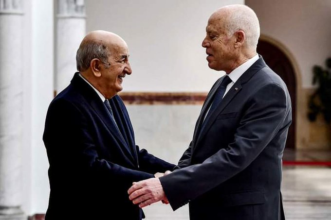 اتصال بين تبون وسعيد ينهي تخمينات حول أزمة دبلوماسية بين تونس والجزائر