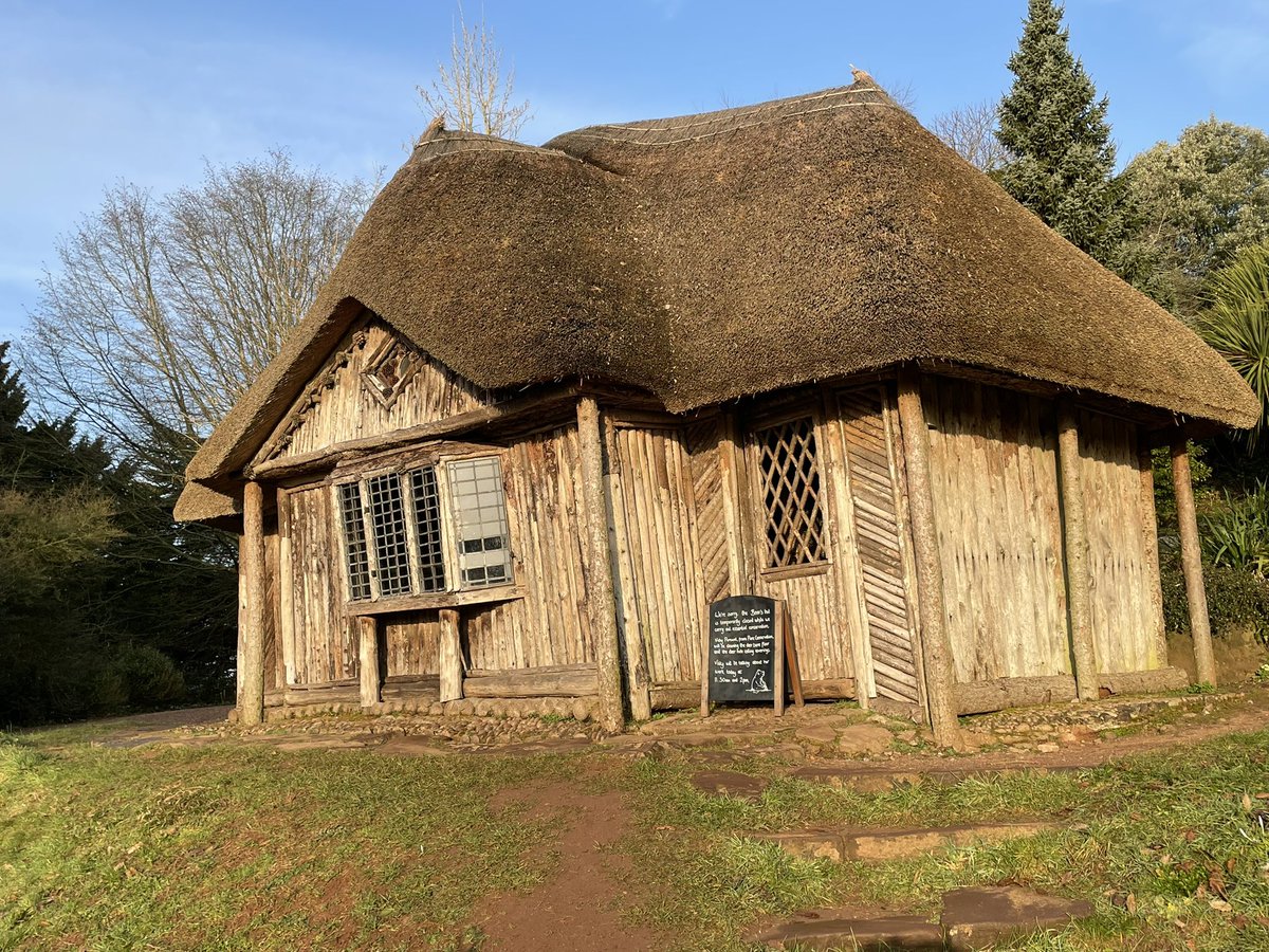 PureConserve's tweet image. This is my place of work for the next week or so. I’m free to chat about the work we’re doing @NTKillerton and here in the #Bearshut twice a day