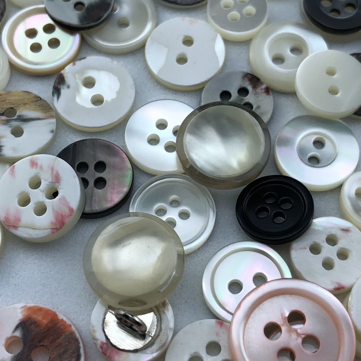 JIANUOACC's tweet image. 天然贝壳制品 #Naturalshellproducts #Shellbuttons