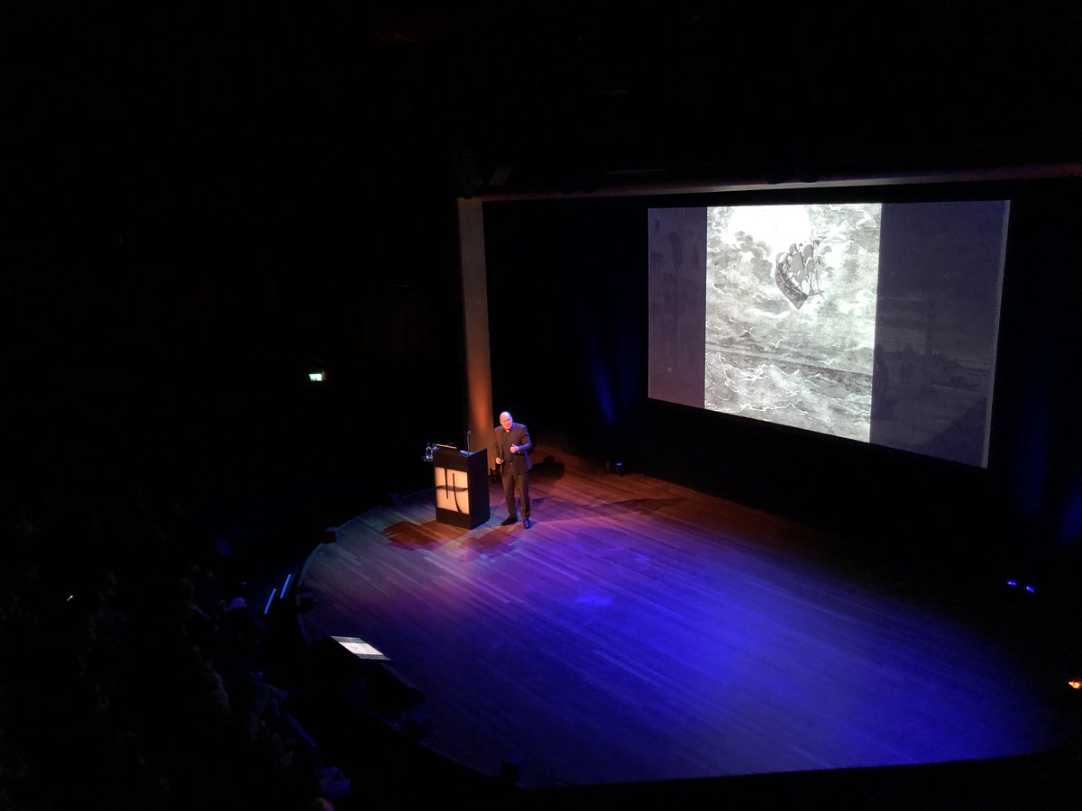"we gingen naar de maan maar ontdekte de aarde"
We zijn begonnen! Vanochtend is de lezing door Andre Kuipers en vanmiddag is het debat Leven met Water met vertegenwoordigers van alle politieke partijen van de waterschappen en provincie. #levenmetwater