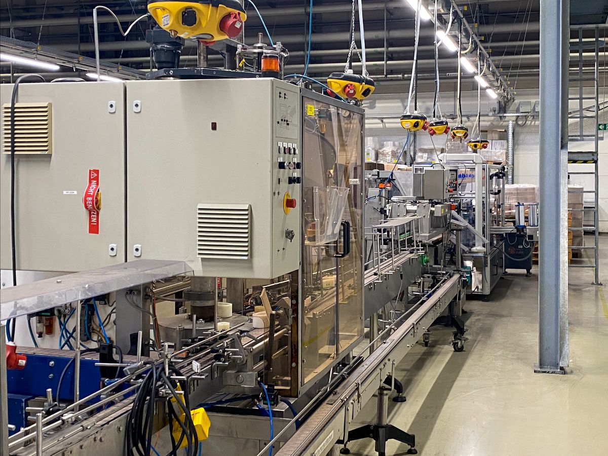 chemicalmarket's tweet image. BRÜDER&amp;amp;SCHMIDT modular compiled Liquid Filling Line
maynardseurope.com/auction/#!/auc…

@MaynardsEurope  
.
#liquidfillingmachine #Brüderschmidt #brüderschmidtmodular #LiquidFilling #pumpscrew #Pumpsorter #pumpcoveyor #pumpreservoir #auction #maynardseurope #machine #chemicalindustry