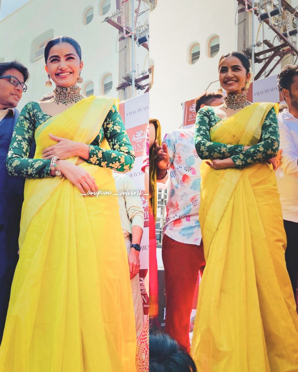 _anu_universe_'s tweet photo. @anupamahere at #vijayawada 
bnrgoldanddiamonds 
#Anupamaa https://t.co/WSOerfKfBm